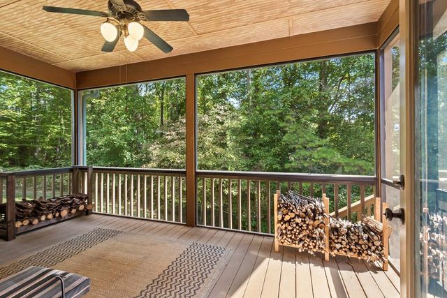 297 Lovingood Rd., Murphy, NC 28906