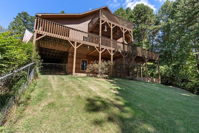 297 Lovingood Rd., Murphy, NC 28906