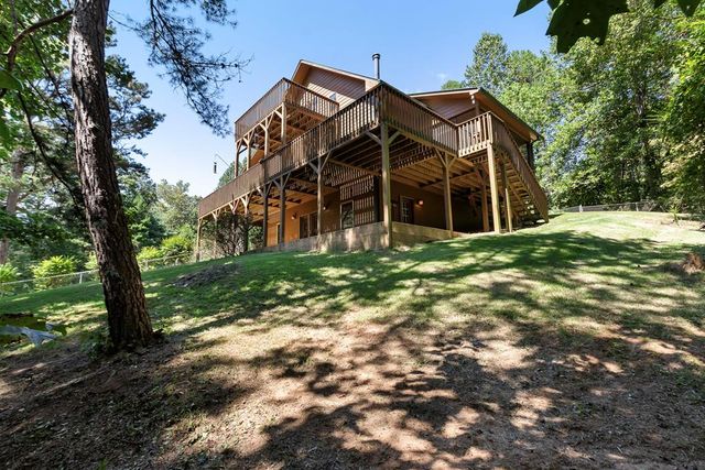 297 Lovingood Rd., Murphy, NC 28906