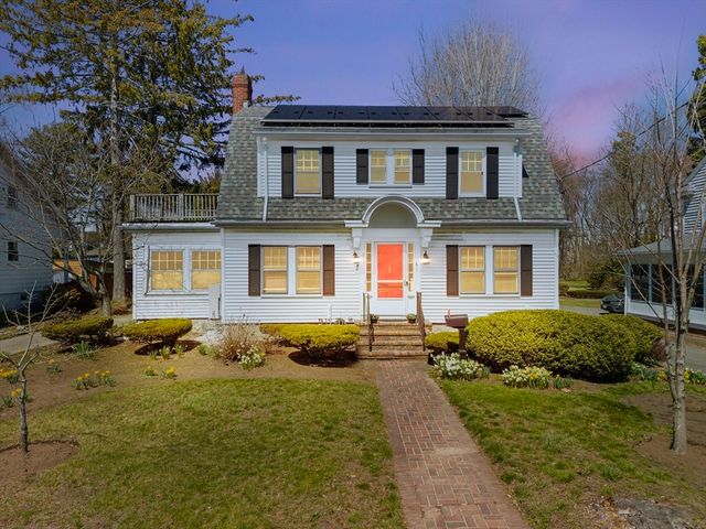 61 Oak Street, Brockton, MA 02301