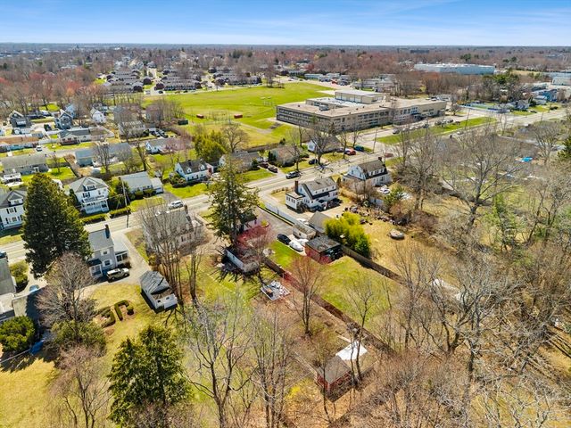 61 Oak Street, Brockton, MA 02301