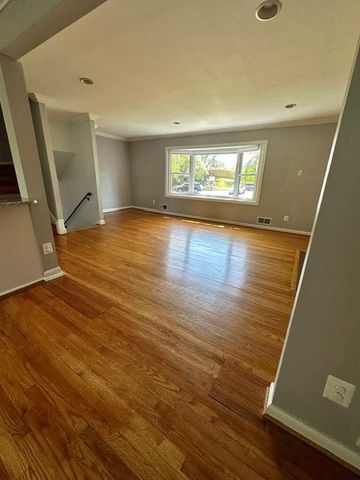 3302 CHICAMUXEN CT, Falls Church, VA 22041