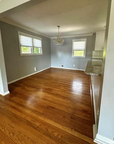 3302 CHICAMUXEN CT, Falls Church, VA 22041