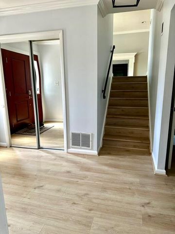 3302 CHICAMUXEN CT, Falls Church, VA 22041