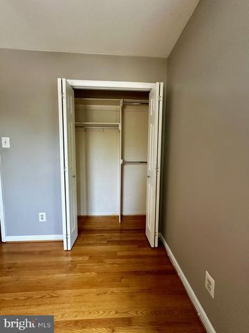 3302 CHICAMUXEN CT, Falls Church, VA 22041