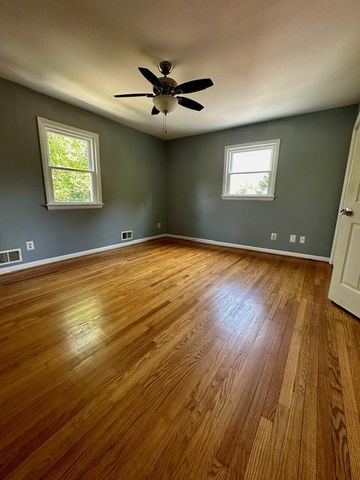 3302 CHICAMUXEN CT, Falls Church, VA 22041