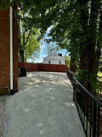 3302 CHICAMUXEN CT, Falls Church, VA 22041