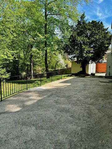 3302 CHICAMUXEN CT, Falls Church, VA 22041