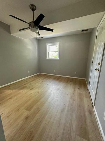 3302 CHICAMUXEN CT, Falls Church, VA 22041