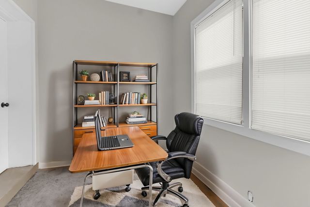 8042 S Champlain Avenue 2, Chicago, IL 60619