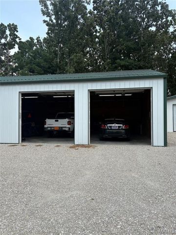 823 County Road 4253, Salem, MO 65560