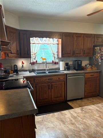 823 County Road 4253, Salem, MO 65560