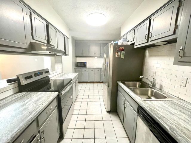 1705 Colonial Road, Jonesboro, AR 72401