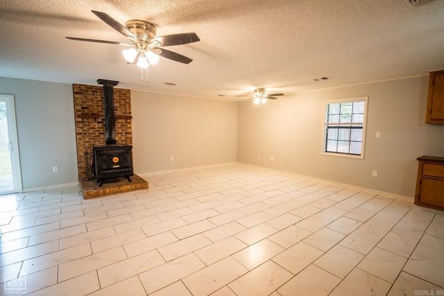 1705 Colonial Road, Jonesboro, AR 72401