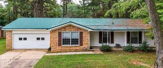 1705 Colonial Road, Jonesboro, AR 72401