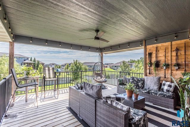 4312 Alpine Ave, Sioux Falls, SD 57110