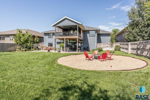 4312 Alpine Ave, Sioux Falls, SD 57110