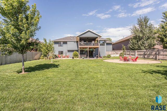 4312 Alpine Ave, Sioux Falls, SD 57110