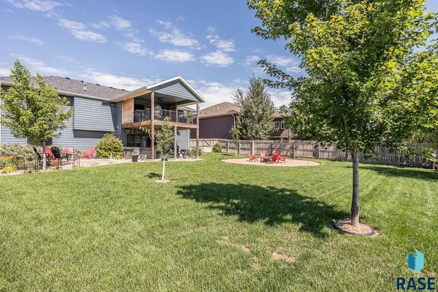 4312 Alpine Ave, Sioux Falls, SD 57110