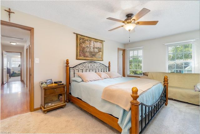 2009 Schubert DR, Virginia Beach, VA 23454