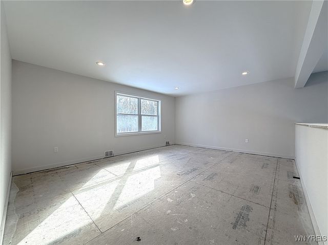 595 Seneca Road, Evans, NY 14006