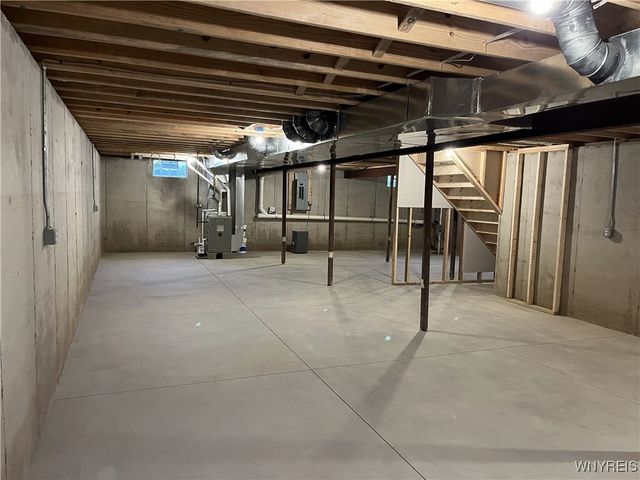 595 Seneca Road, Evans, NY 14006