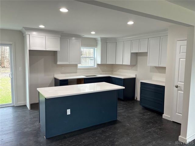 595 Seneca Road, Evans, NY 14006