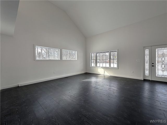 595 Seneca Road, Evans, NY 14006