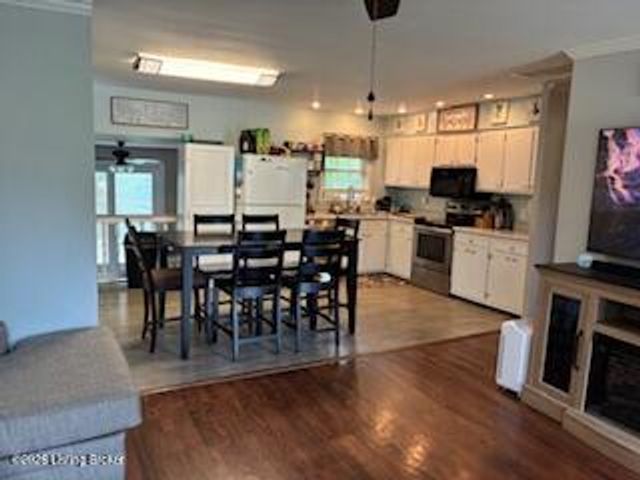 5508 Tealeaf Ct, Louisville, KY 40291