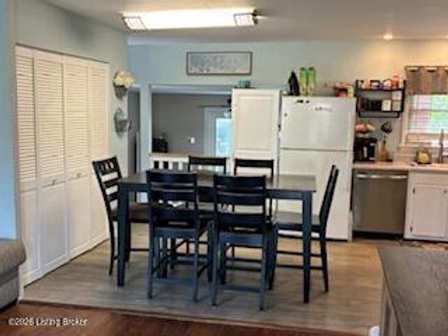 5508 Tealeaf Ct, Louisville, KY 40291