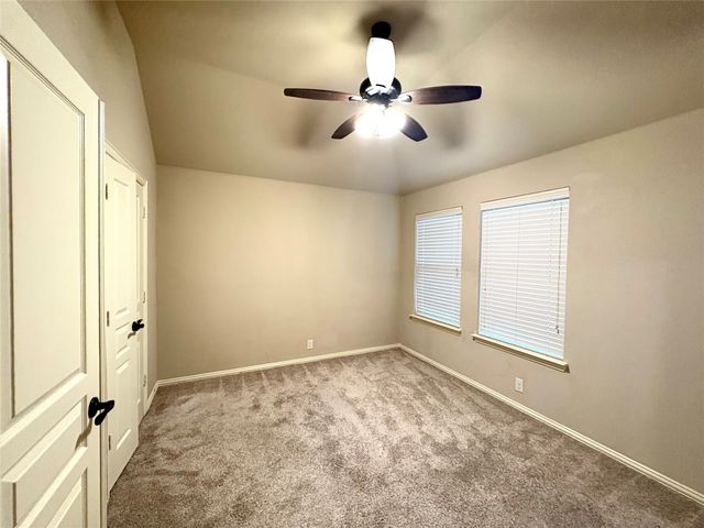 550 Lily Street, Crowley, TX 76036