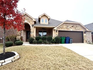 550 Lily Street, Crowley, TX 76036