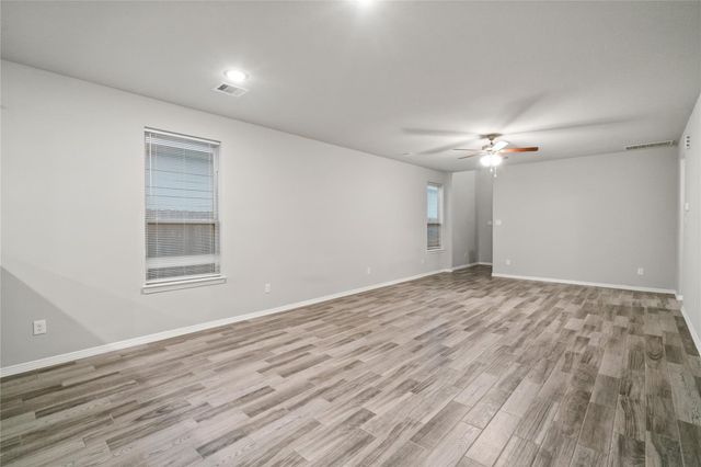 25738 Boxwood Hedge Lane, Tomball, TX 77375