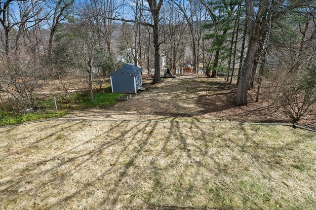 61 Sumner St, Auburn, MA 01501