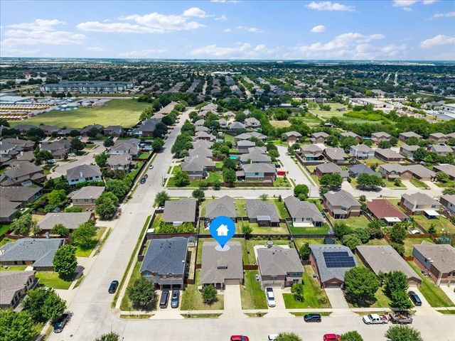 3905 Polar Brook Drive, Fort Worth, TX 76244