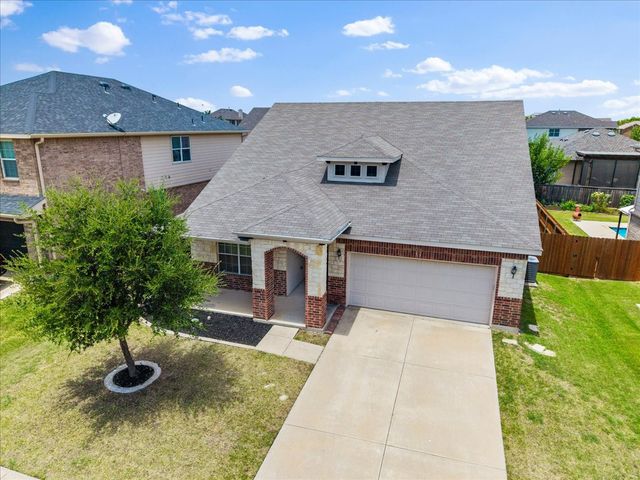 3905 Polar Brook Drive, Fort Worth, TX 76244