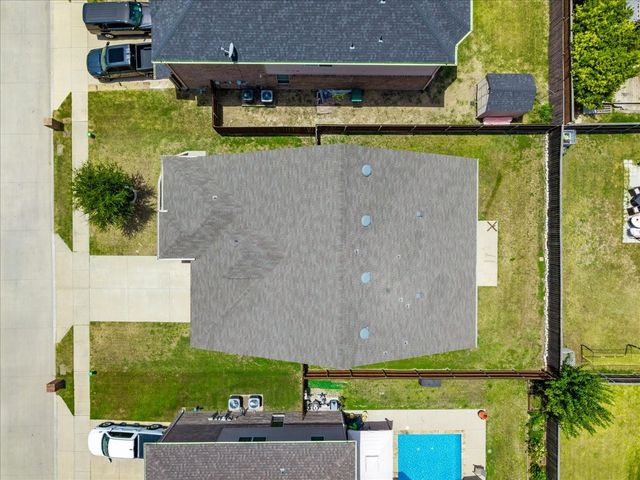 3905 Polar Brook Drive, Fort Worth, TX 76244