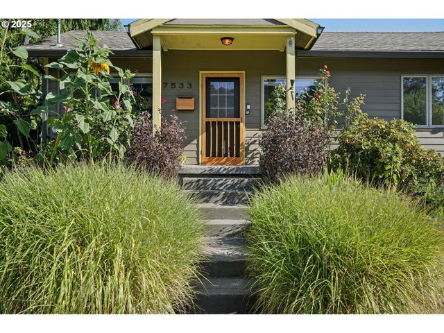 7533 Ne MASON St, Portland, OR 97218