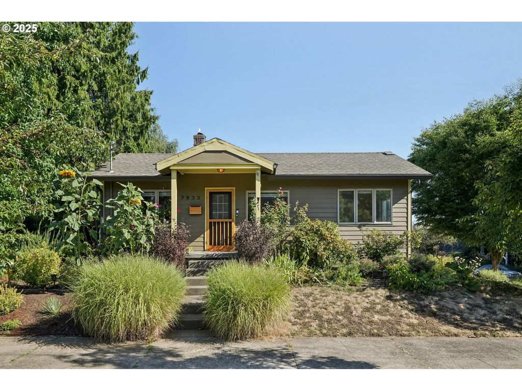 7533 Ne MASON St, Portland, OR 97218