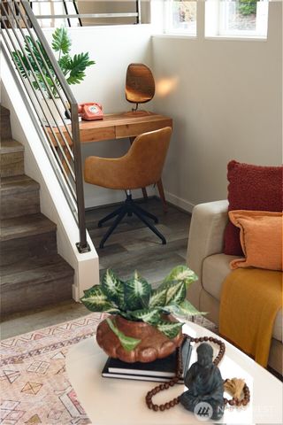 6251 8th Avenue NW, Seattle, WA 98107