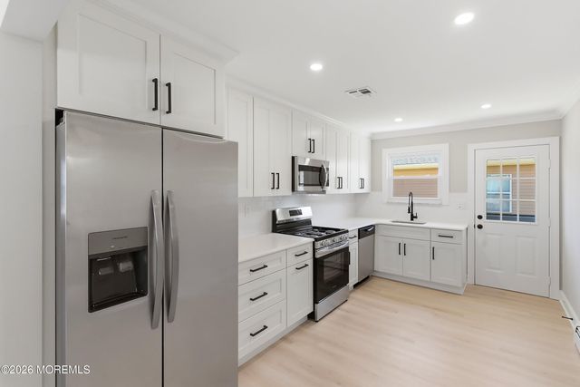 136 Orlando Boulevard, Toms River, NJ 08757