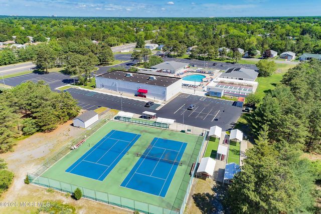 136 Orlando Boulevard, Toms River, NJ 08757