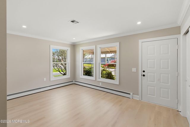 136 Orlando Boulevard, Toms River, NJ 08757