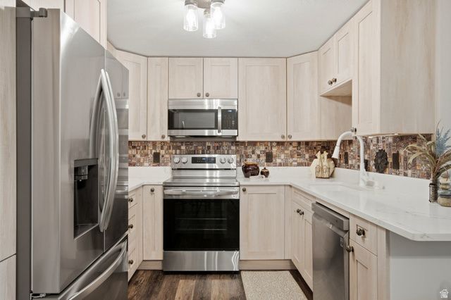 7775 W MOUNTAIN TOP RD, Herriman, UT 84096