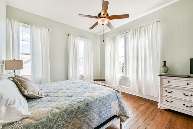 1121 Market Street, Galveston, TX 77550