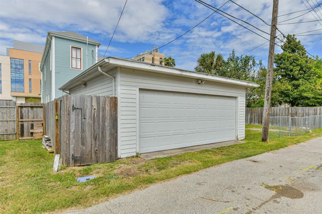 1121 Market Street, Galveston, TX 77550