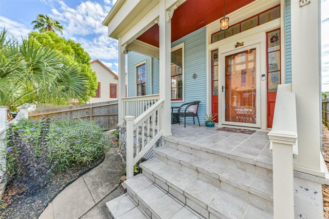 1121 Market Street, Galveston, TX 77550