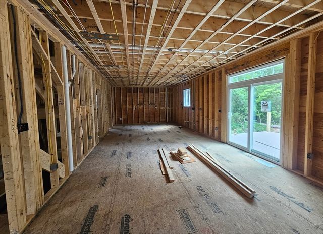 59 Cobb Street, Mansfield, MA 02048