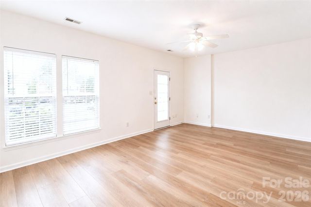 4913 Sunburst Lane, Charlotte, NC 28213