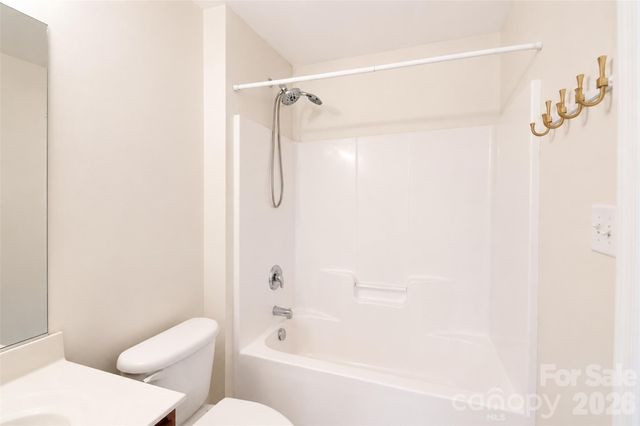 4913 Sunburst Lane, Charlotte, NC 28213